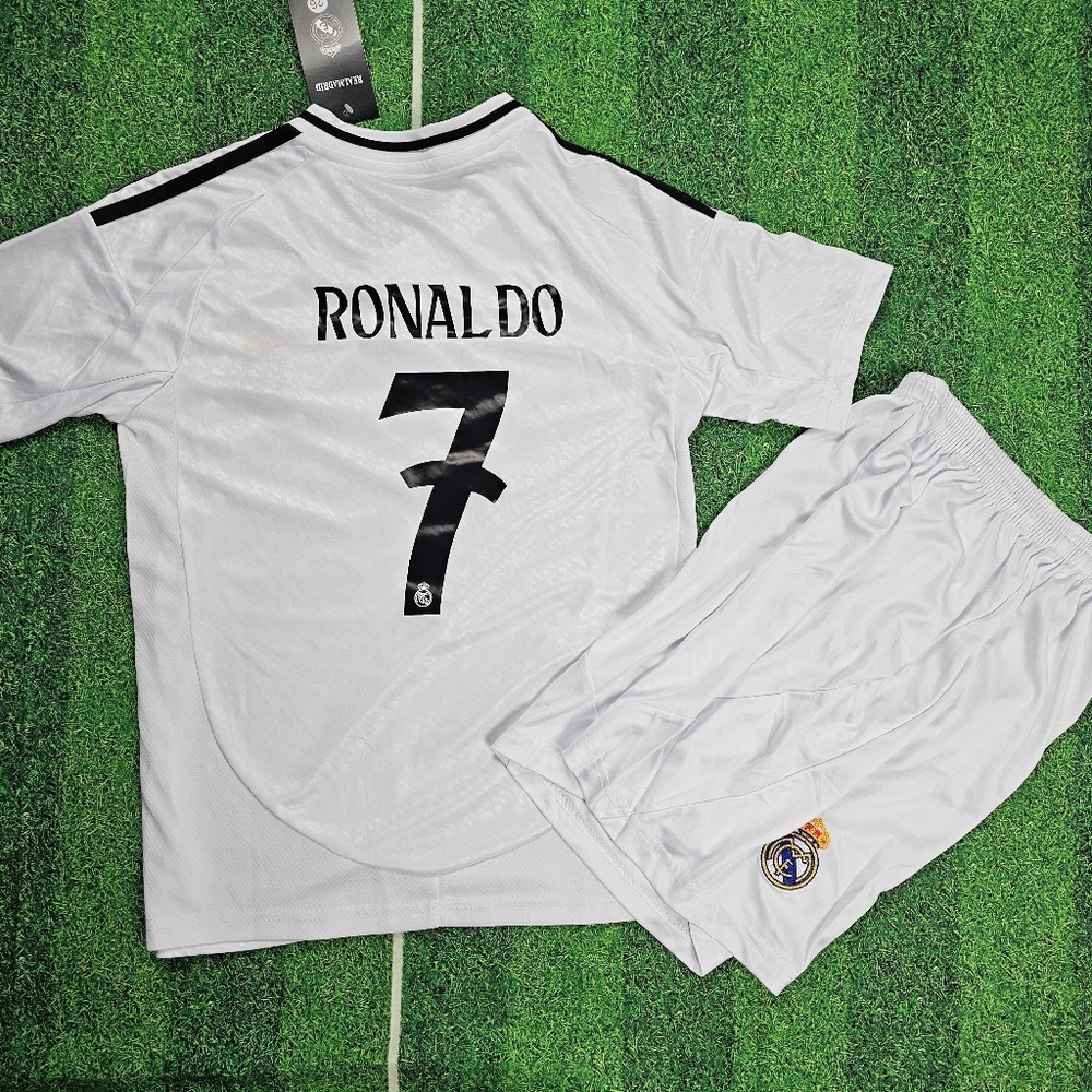 Real Madrid Kids Soccer Jersey Kit YouthReal Madrid  jersey/ Jersey and Shorts